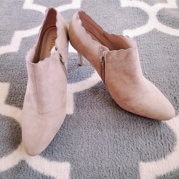 Booties /Shooties "Harlequin", by Mia - Picture 2 of 6